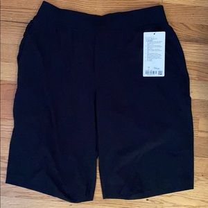 Men’s Lululemon THE Short 11” linerless